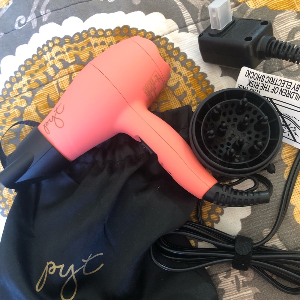 PYT mini blow dryer